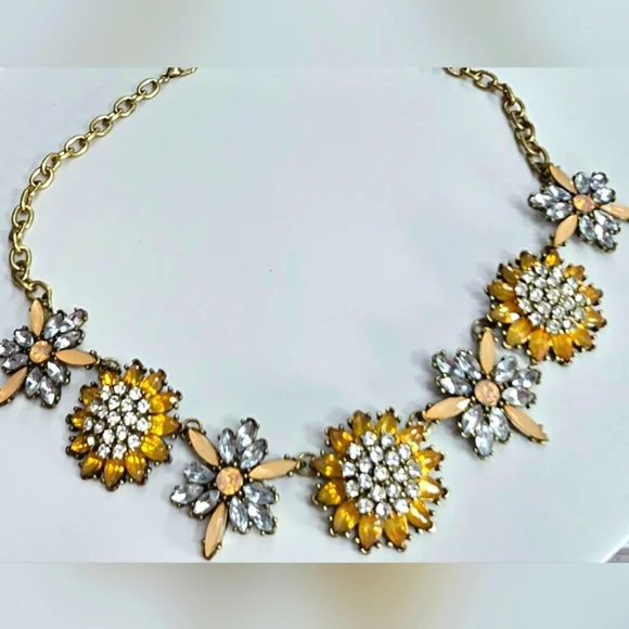 πNew Boho Chic Vintage Glam Floral Crystal Necklaceπ - Picture 1 of 8